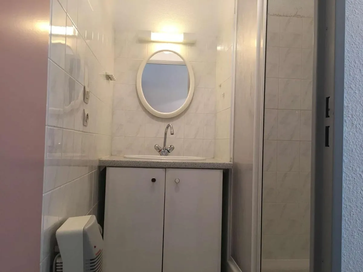 דירה לוז-סן-סובר Studio Cabine 4 Pers, Balcon Sud, Parking, Prox Centre Luz-St-Sauveur, Proche Ski Et Thermes - Fr-1-402-72